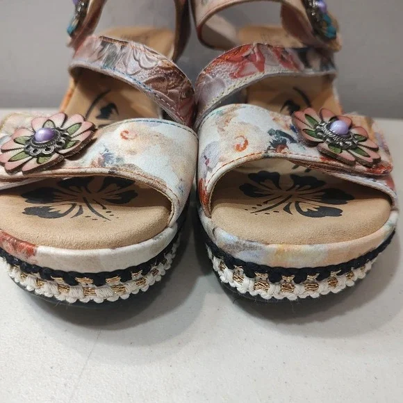 L'Artiste Women Blissful BGEM Leather Strappy Wedge Sandal US 6 6.5 EU 37 Floral - Picture 4 of 11